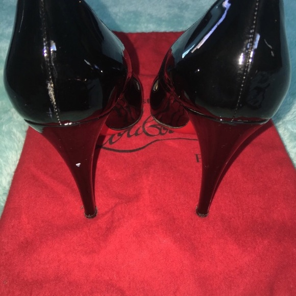 Pre-Loved Christians Louboutin Black Simple Pump Patent Leat - Picture 7 of 7